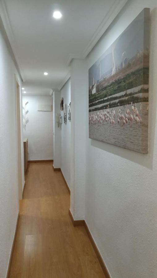 Centrico Apartamento En Valencia Proximo Parada De Metro Angel Guimera מראה חיצוני תמונה